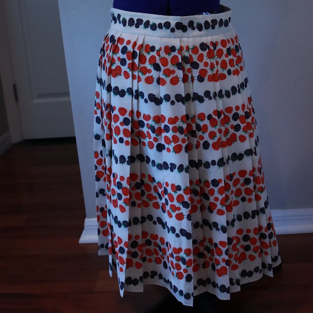 J.Crew Berry Accordion pleat Knee-length skirt